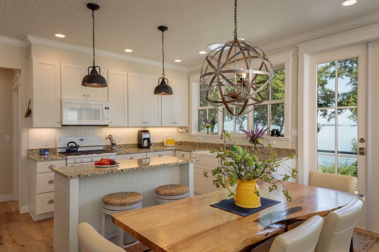 Orcas Beach Cottage Eastsound Εξωτερικό φωτογραφία